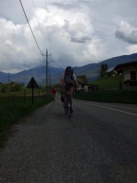 Malgré une Météo assombrie, Babette éclairait la route de ses milles feux... à elle toute seule !